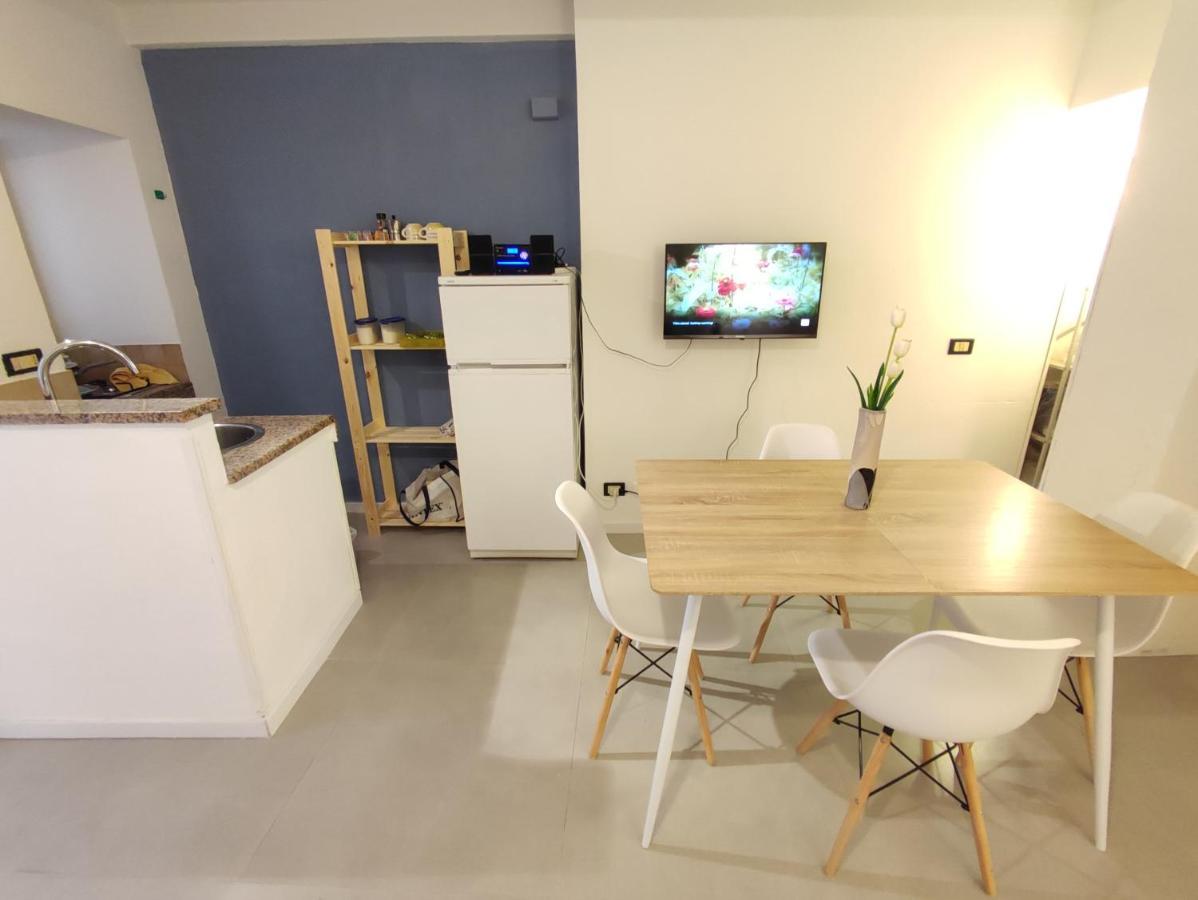 Loft Con Cortiletto - 100 Meters From The Beach Apartment Cefalu Exterior photo