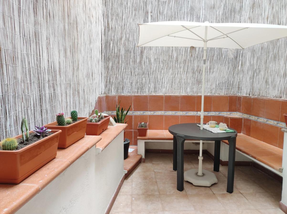 Loft Con Cortiletto - 100 Meters From The Beach Apartment Cefalu Exterior photo