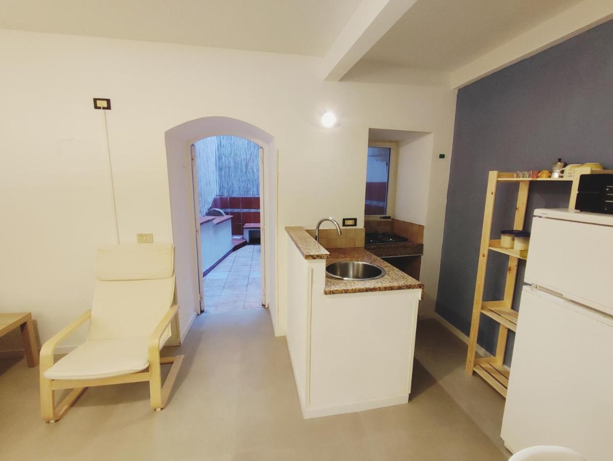 Loft Con Cortiletto - 100 Meters From The Beach Apartment Cefalu Exterior photo