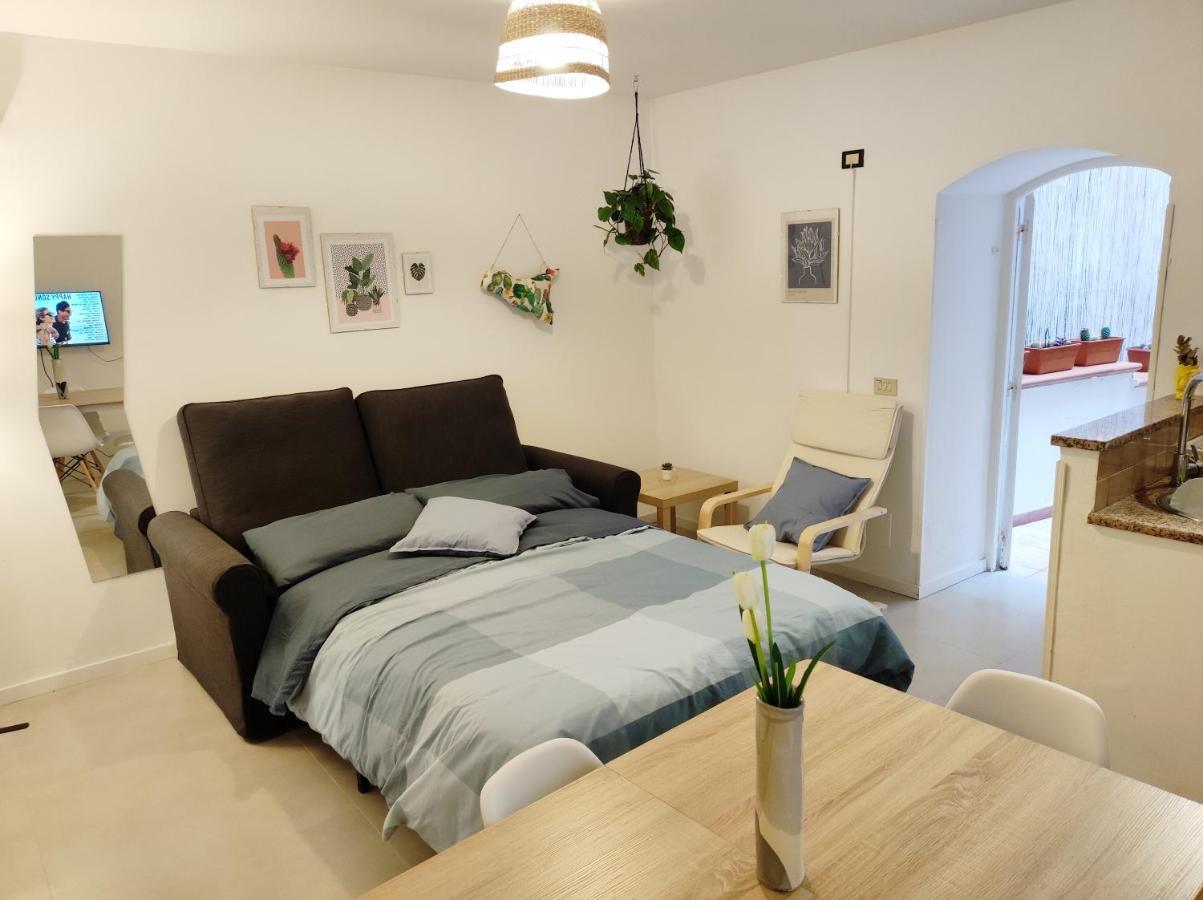 Loft Con Cortiletto - 100 Meters From The Beach Apartment Cefalu Exterior photo